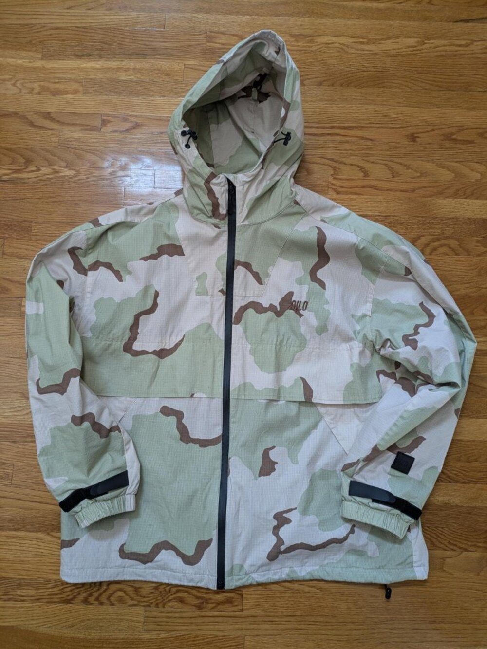 Qilo Tactical Retro Windbreaker in DCU